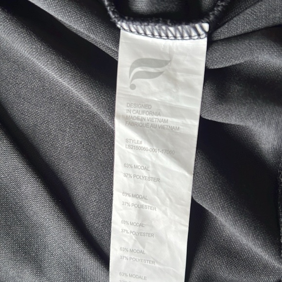 Fabletics Black Boatneck Top XL - Picture 5 of 5